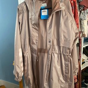 Columbia rain jacket